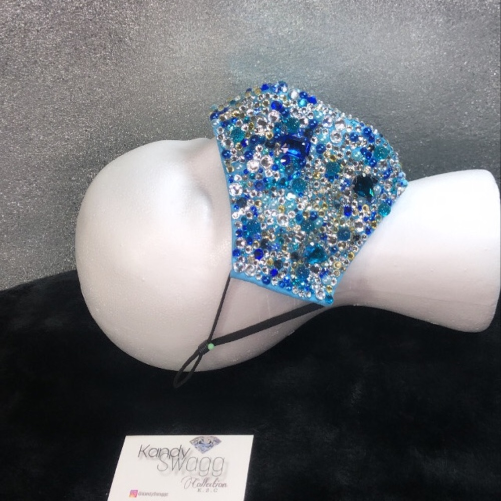 Full crystal and pearl face mask